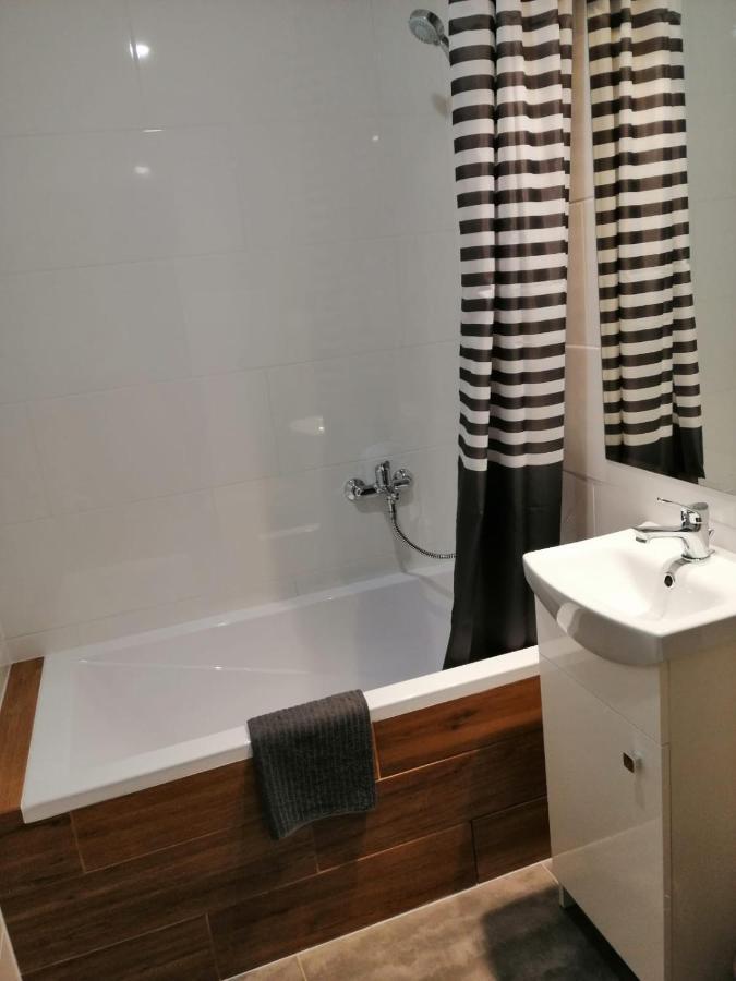 Apartament Galicja Plus Chrzanow Luaran gambar